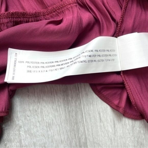 Women's MINKPINK Dark Red Satin Long Sleeve Ruffle Tiered Boho Peasant Dress M - Picture 5 of 7